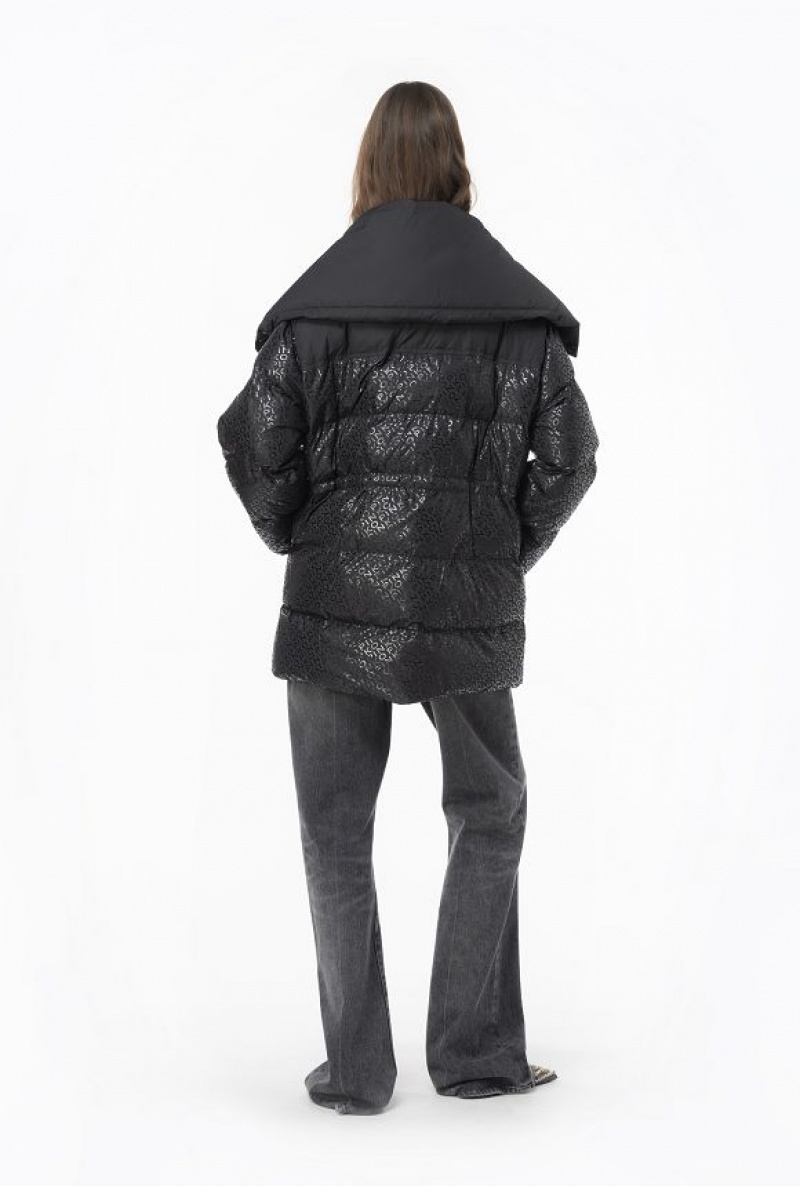 Pinko Down Jacket With Glossy Logo Print Černé | SN-PKO33606