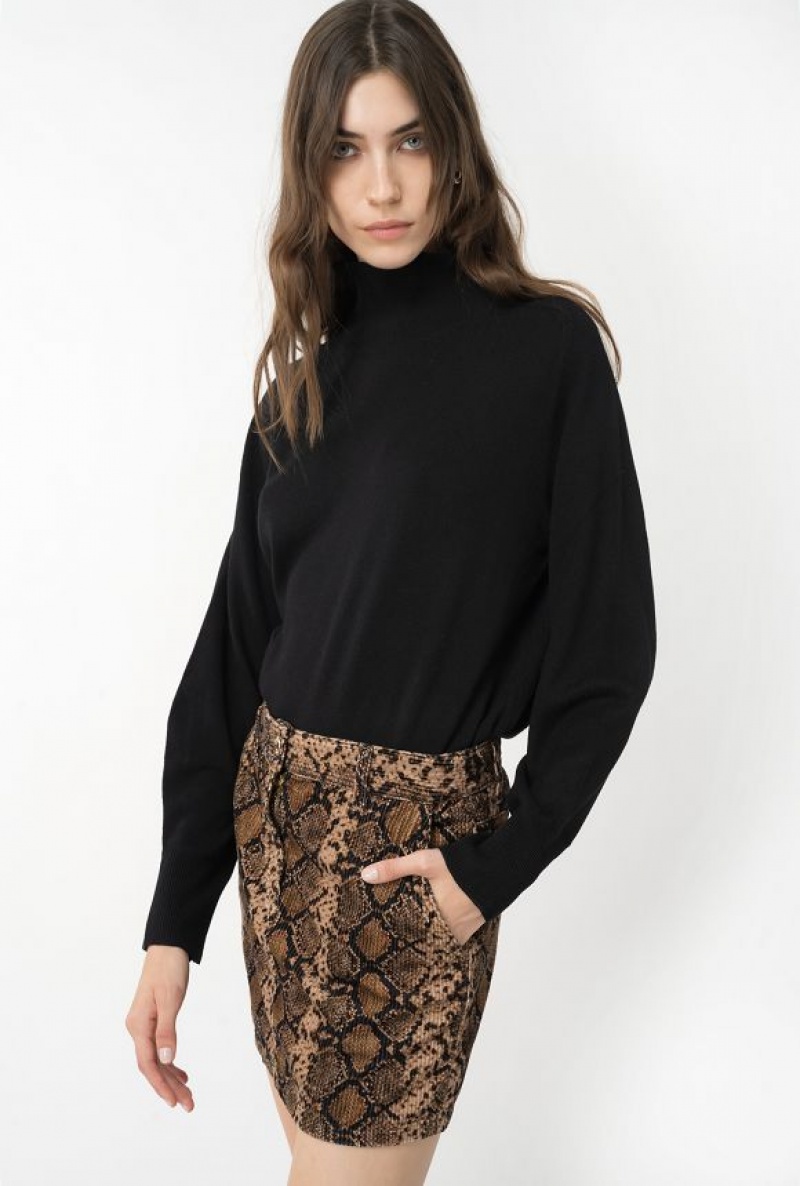 Pinko Turtleneck With Contrasting Edging Černé | SN-PKO33435